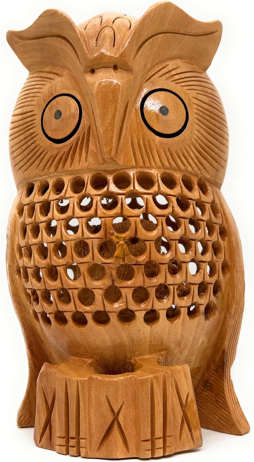 Hand‑Carved Cedar Wood Owl – Undercut Family Design & Aromatic Natural Finish