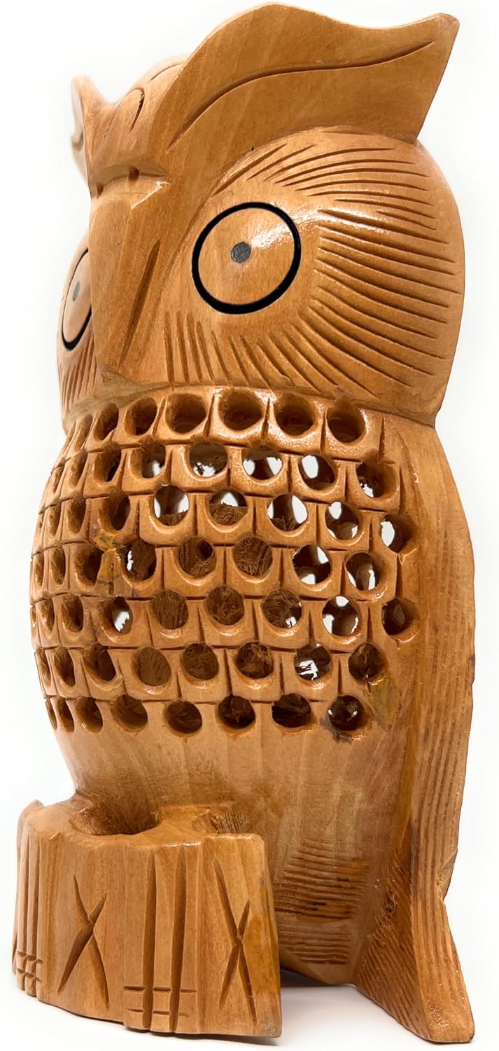 Hand‑Carved Cedar Wood Owl – Undercut Family Design & Aromatic Natural Finish